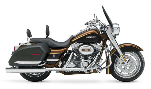 Harley-Davidson FLHRC Road King Classic 105th Anniversary