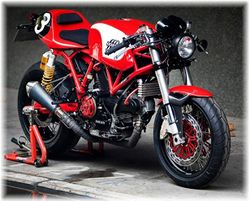 Radical-Ducati-Caf-Veloce--1.jpg