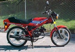 1982-Honda-MB5-Red-0.jpg