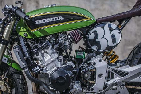 XTR / Radical Honda Hornet Caf