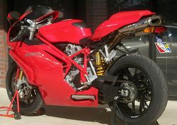 2005-Ducati-999-Red-6485-1.jpg