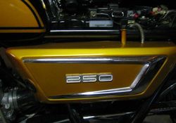 1972-Yamaha-DS7-Gold-4005-3.jpg
