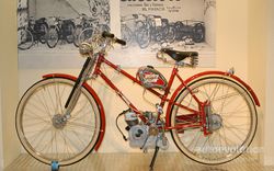Ducati-cucciolo-1947-1947-0.jpg