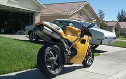 2000-Ducati-996-Yellow-6906-1.jpg