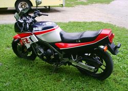 1986-Yamaha-FZ750-1.jpg