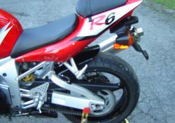 2002-Yamaha-YZF-R6-Red-6.jpg