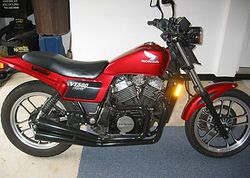 1984-Honda-VT500FT-Red-0.jpg