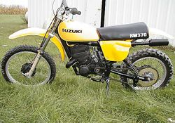 1976-Suzuki-RM370-Yellow-1.jpg