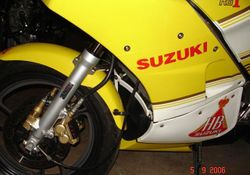 1984-Suzuki--Yellow-3.jpg