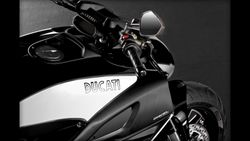 Ducati-diavel-2013-2013-2 IIGXVCd.jpg