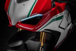 Ducati-Panigale-V4-Speciale-03.jpg