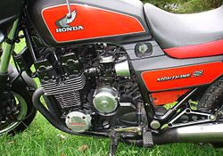 1985-Honda-CB700SC-BlackRed-3.jpg
