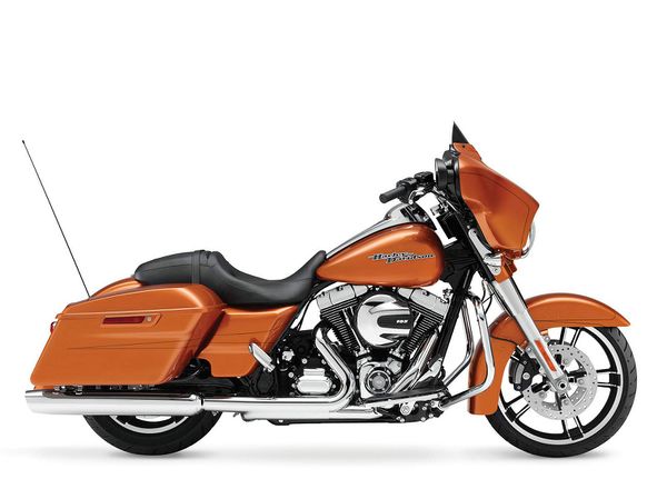 Harley-Davidson FLHXS Street Glide Special