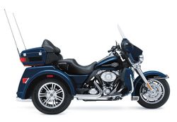 Harley-davidson-tri-glide-ultra-classic-2-2013-2013-3.jpg