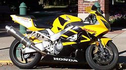 2000-Honda-CBR929RR-Yellow-0.jpg