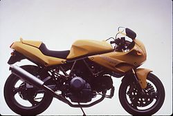 Ducati-900ss-1996-1996-1.jpg