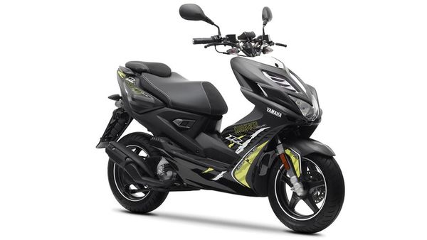 2012 - 2014 Yamaha Aerox R Naked