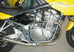 2003-Suzuki-GSF600S-Yellow-4.jpg