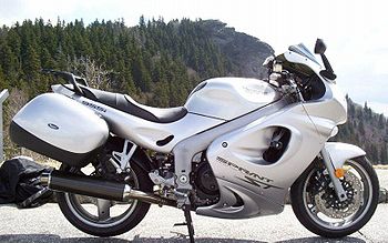 2002-Triumph-Sprint-ST-Silver-3014-2.jpg