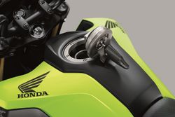 Honda-125-3-2017-1.jpg