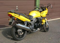 2003-Kawasaki-ZR-7S-Yellow-2929-4.jpg