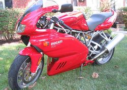 2004-Ducati-Supersport-800-Red-8510-0.jpg
