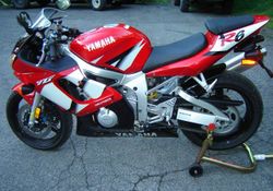 2002-Yamaha-YZF-R6-Red-0.jpg