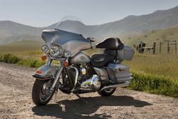 Harley-davidson-electra-glide-classic-2-2012-2012-0.jpg