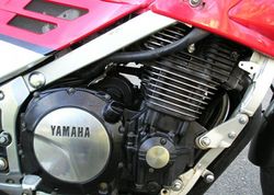 1985-Yamaha-FJ1100-Red-4031-6.jpg