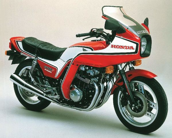 Honda CB750F Integra