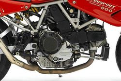 Ducati-900CR-02.jpg