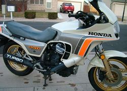 1982-Honda-CX500TC-White-2139-4.jpg