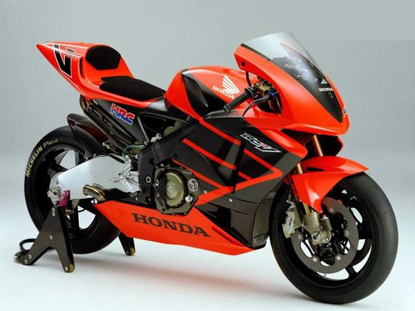 Racing Bikes Honda RC211V 990 Prototype