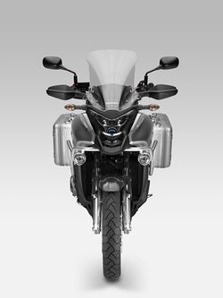Honda-v4-crosstourer-concept-2011-2011-4.jpg
