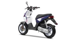 Yamaha-slider-2012-2012-3.jpg