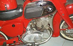1965-Honda-CA95-Red-4.jpg