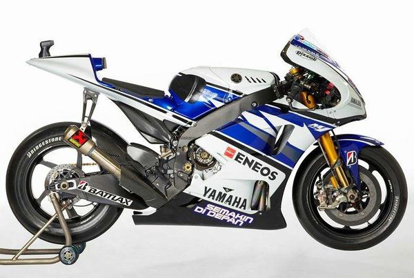 Racing Bikes Yamaha YZR-M1 1000