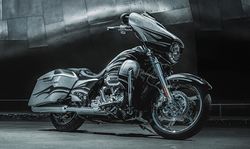 Harley-davidson-cvo-street-glide-3-2015-2015-0.jpg