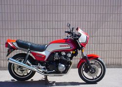 1983-Honda-CB1100F-Red-0.jpg