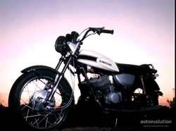 Kawasaki-h1500-mach-iii-1968-1972-4.jpg