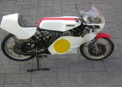 1981-Yamaha-TZ125H-White-4068-2.jpg