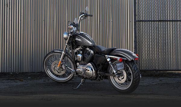 2014 Harley Davidson Seventy-two